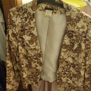 Ladies Satin-like Blazer